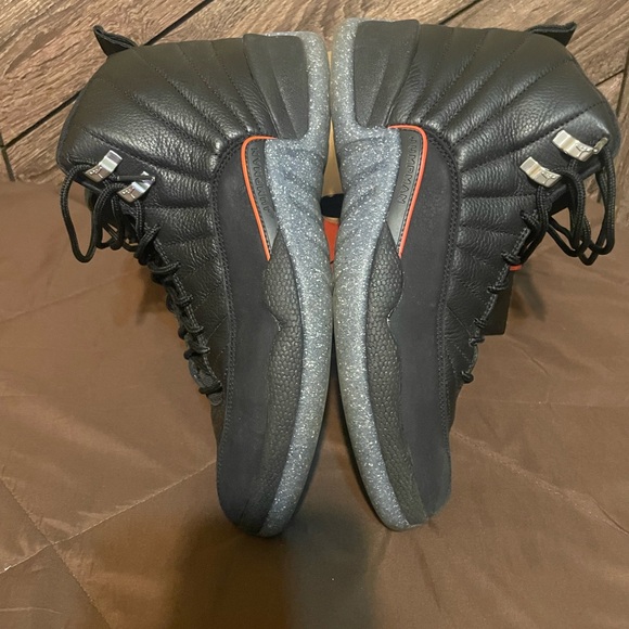 Air Jordan 12 black bright crimson size 10 worn twice 10/10 - Picture 8 of 9